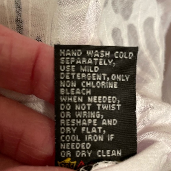 Casual Express white summer top - Picture 5 of 6